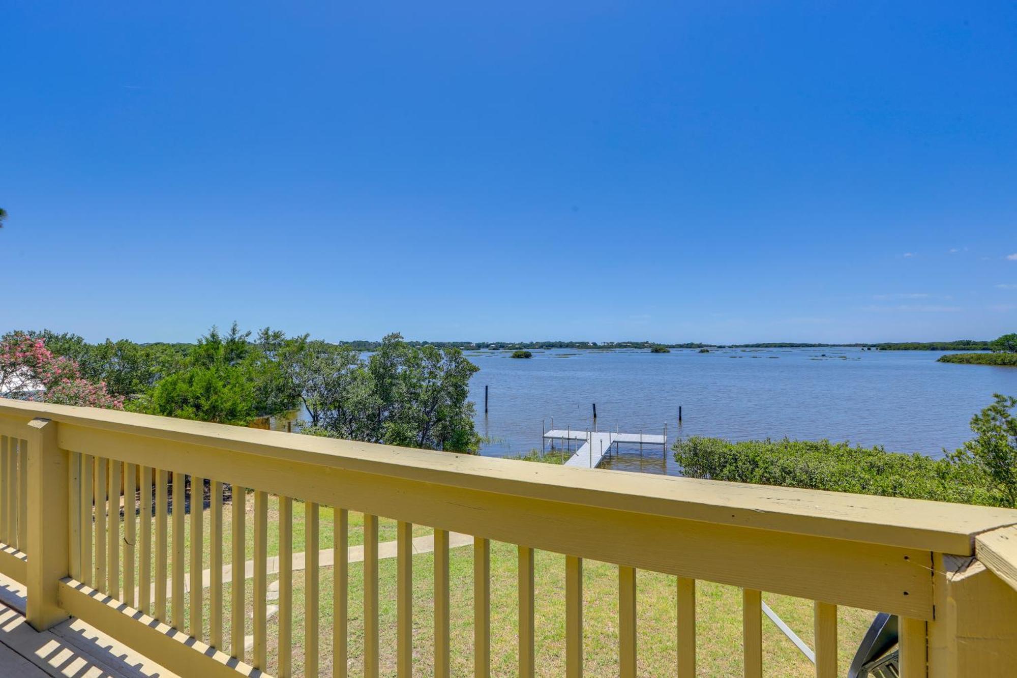 Waterfront Cedar Key Duplex Home Grill And Dock! Zewnętrze zdjęcie