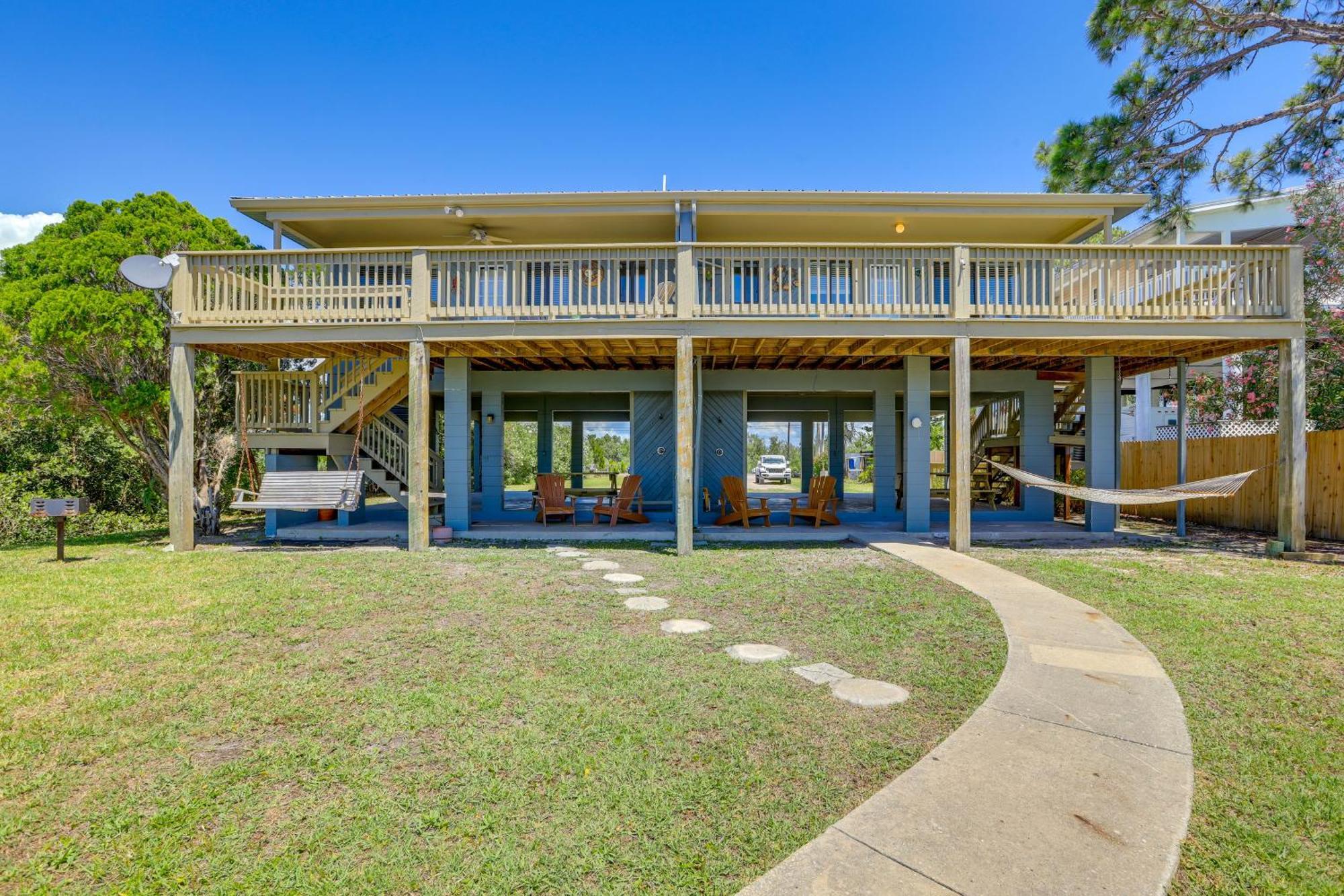 Waterfront Cedar Key Duplex Home Grill And Dock! Zewnętrze zdjęcie